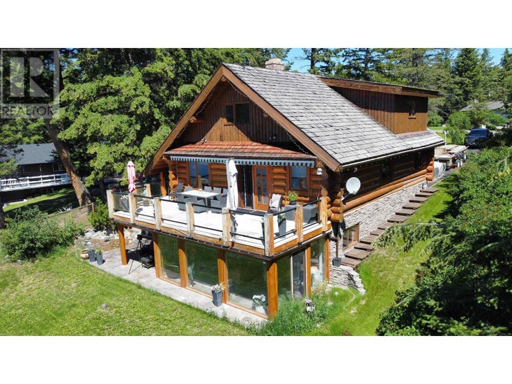 3796 EMERALD CRESCENT - Lac La Hache House for sale, 4 Bedrooms (R2889188)
