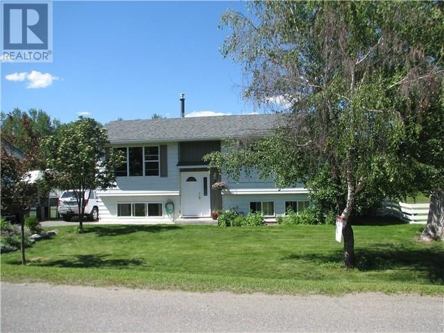 482 NORTH BIRCH AVENUE - 100 Mile House House for Sale, 4 Bedrooms (R2971583)