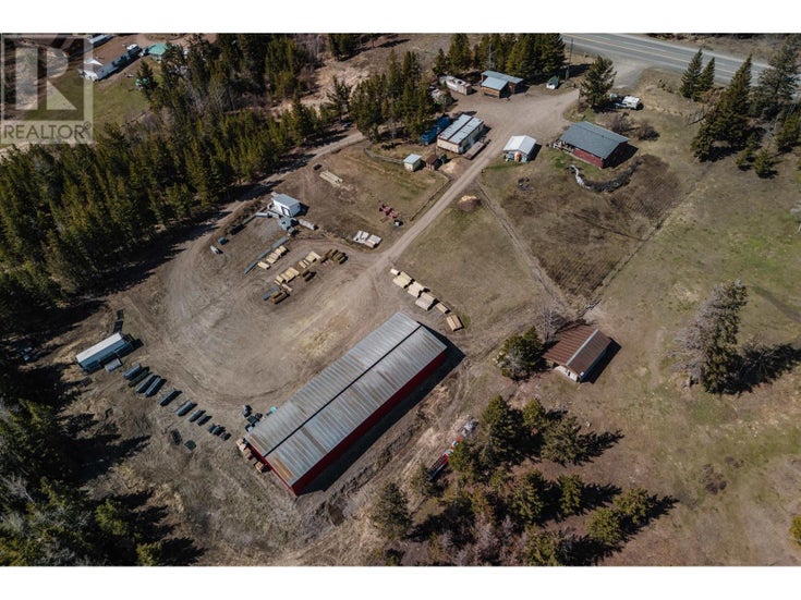 6691 CARIBOO 97 HIGHWAY - 100 Mile House House for Sale, 6 Bedrooms (R2977718)