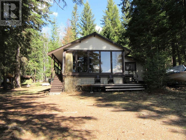 7637 BURGESS ROAD - Deka Lake Sulphurous Hathaway Lakes House for Sale, 1 Bedroom (R2983174)