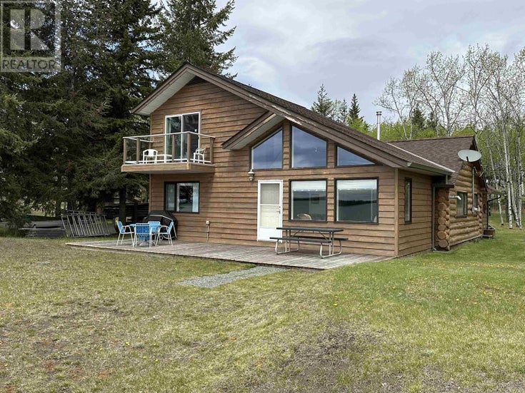 5738 N GREEN LAKE ROAD - 70 Mile House House for Sale, 4 Bedrooms (R3001148)