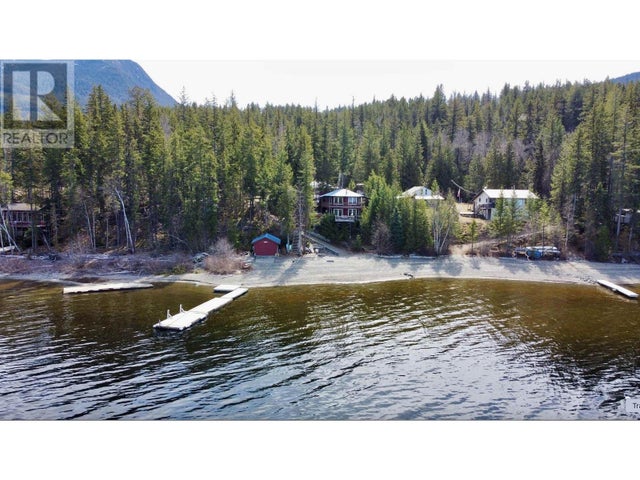 9303 S MAHOOD LAKE ROAD - Mahood Lake House for Sale, 5 Bedrooms (R3001153)