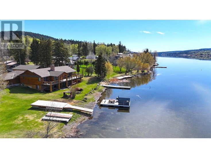 6126 LAKESHORE DRIVE - 100 Mile House House for Sale, 4 Bedrooms (R3001569)