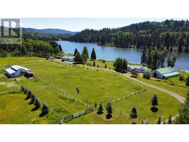 8320 RAINBOW COUNTRY ROAD - Bridge Lake House for Sale, 3 Bedrooms (R3003328)