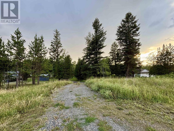 4710 CHILCOTIN CRESCENT - 108 Mile Ranch for Sale(R3033216)