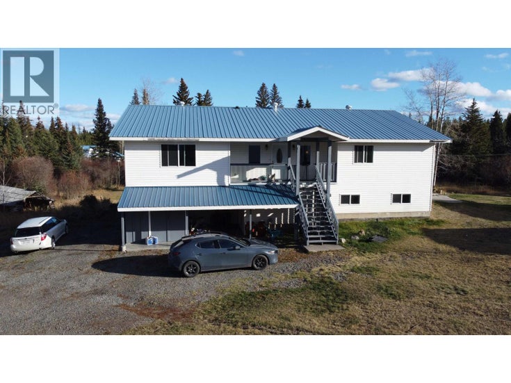 5972 LITTLE FORT 24 HIGHWAY - Lone Butte House for Sale, 4 Bedrooms (R3056060)