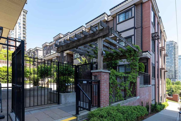 43 838 ROYAL AVENUE - Downtown NW Townhouse for sale, 2 Bedrooms (R2588785)