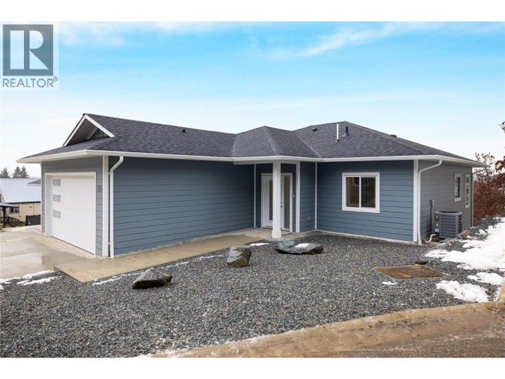 806 Cliff Avenue Unit# 102 - Enderby House for Sale, 5 Bedrooms (10374842)