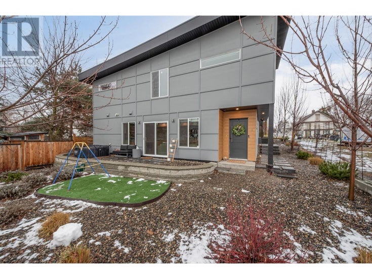3904 29 Street Unit# 4 - Vernon Row / Townhouse for Sale, 3 Bedrooms (10336287)