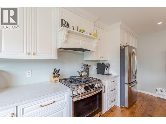 10903 BARCLAY Street - Summerland House for Sale, 4 Bedrooms (10359284)