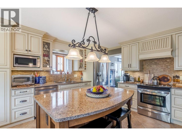 683 Wiltse Boulevard - Penticton House for Sale, 5 Bedrooms (10361347)