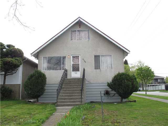 2702 Kitchener Street - Renfrew VE House/Single Family, 4 Bedrooms (V1002363)