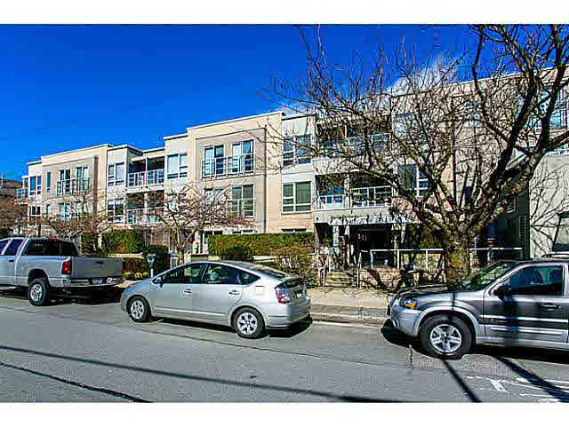 205 1823 W 7th Avenue - Kitsilano Apartment/Condo, 1 Bedroom (V1012123)