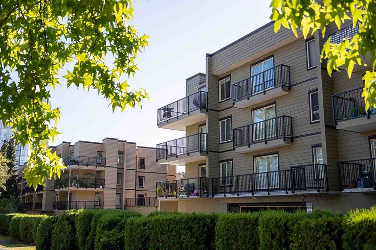 303 10468 148 Street - Guildford Apartment/Condo, 1 Bedroom (R2493810)