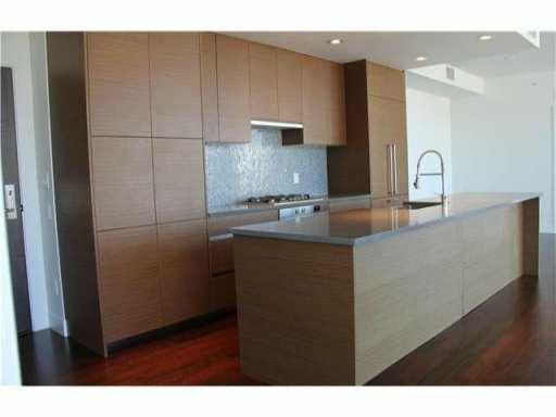 2802 565 Smithe Street - Downtown VW Apartment/Condo, 2 Bedrooms (V981132)