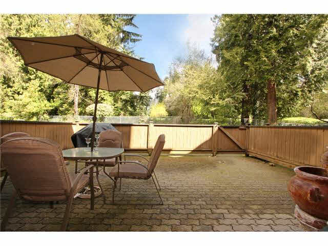 154 585 Austin Avenue - Coquitlam West Townhouse, 2 Bedrooms (V886757)