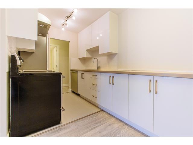 202 3150 Prince Edward Street - Mount Pleasant VE Apartment/Condo, 1 Bedroom (V1060439)