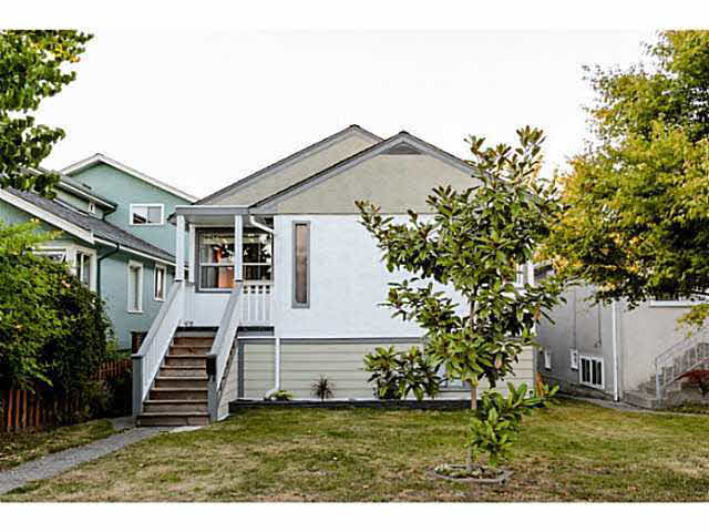 779 E 31st Avenue - Fraser VE House/Single Family, 4 Bedrooms (V986349)