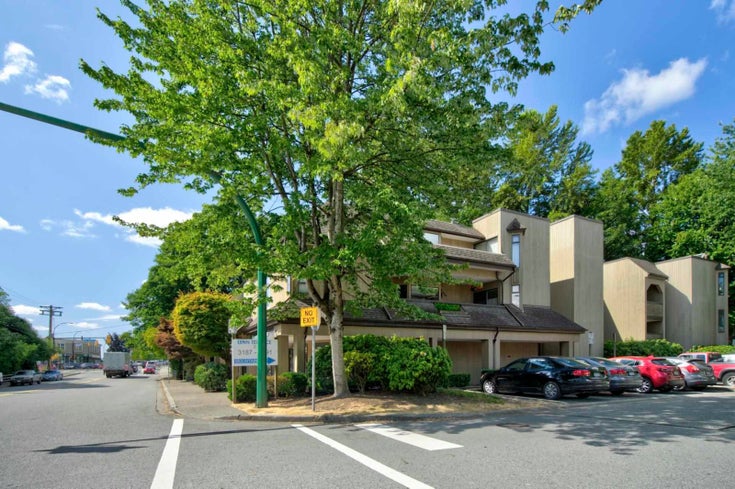 301 3187 MOUNTAIN HIGHWAY - Lynn Valley Apartment/Condo for sale, 2 Bedrooms (R2603681)