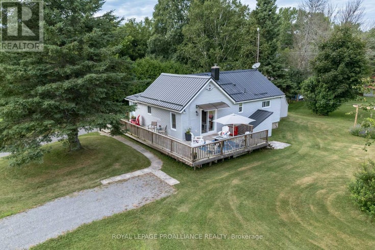 3191 COUNTY RD 10 - Prince Edward County (south Marysburg Ward) House for Sale, 2 Bedrooms (X12138550)