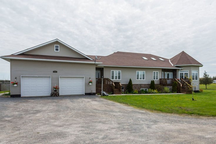 2898 County Road 2 - Prince Edward County Single Family for sale(QR550090461)