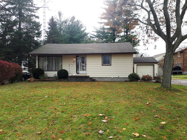 37 Talbot Street - Prince Edward County Single Family for sale(QR550560007)