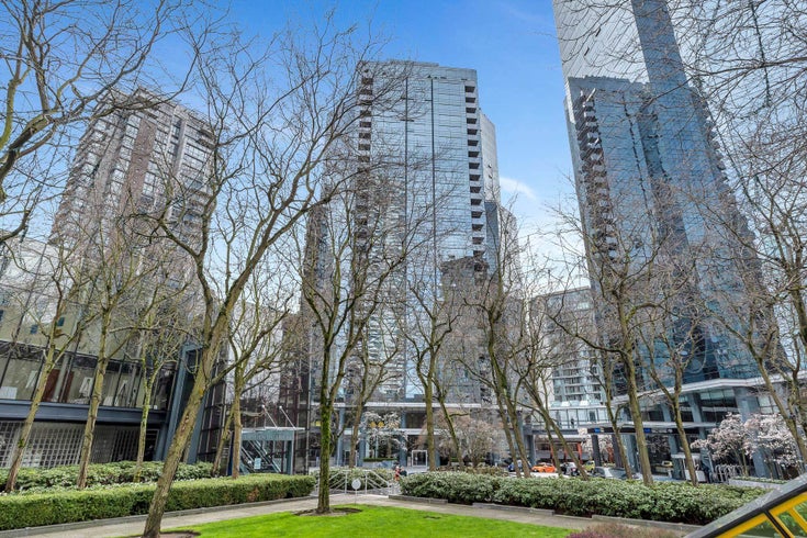 2302 - 1050 Burrard Street - Downtown VW Apartment/Condo for Sale, 2 Bedrooms (R2984583)