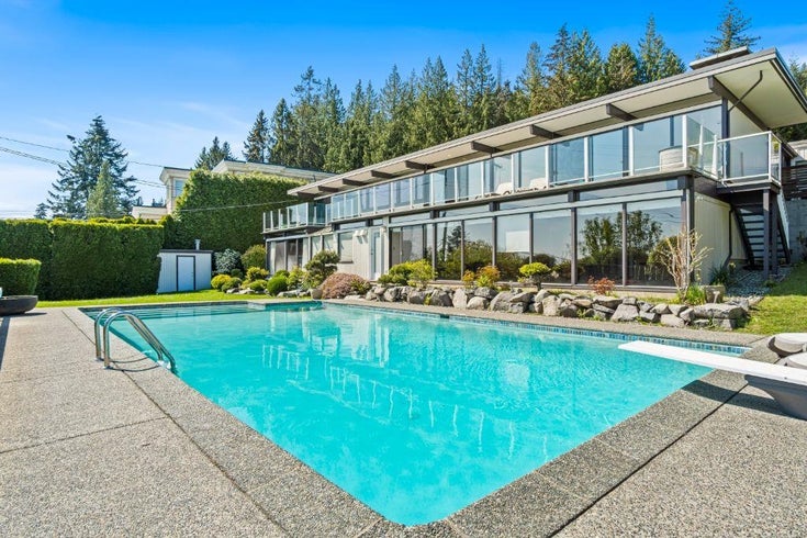 1132 Crestline Road - British Properties Single Family Residence for Sale, 4 Bedrooms (R3025212)