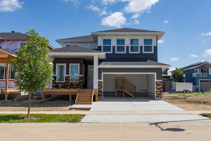 17 Thatcher Ave