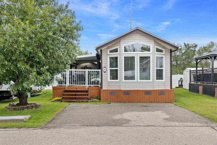 3063, 25074 South Pine Lake Road  - Whispering Pines Detached, 2 Bedrooms (A2241249)