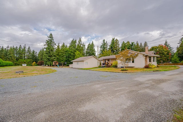19810 20 AVENUE - Brookswood Langley House with Acreage for sale, 4 Bedrooms (R2868825)