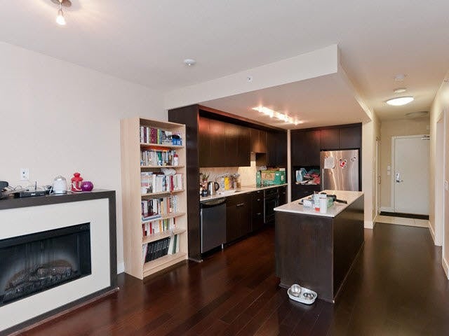906 1320 CHESTERFIELD AVENUE - Central Lonsdale Apartment/Condo for sale, 1 Bedroom (R2035098)
