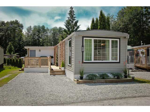 # 68 1413 SUNSHINE COAST HY - Gibsons & Area Manufactured, 3 Bedrooms (V1013866)