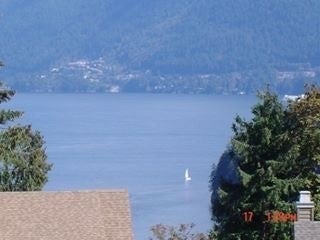 949 VILLAGE DRIVE - Bowen Island House/Single Family for sale, 3 Bedrooms (R2042315)