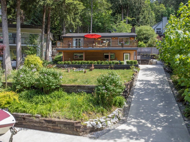 7044 PORPOISE DRIVE - Sechelt District House/Single Family for sale, 3 Bedrooms (R2781402)