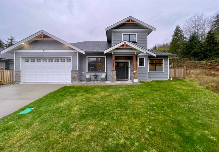 6083 ROSEWOOD PLACE - Sechelt District House/Single Family for Sale, 3 Bedrooms (R2948182)
