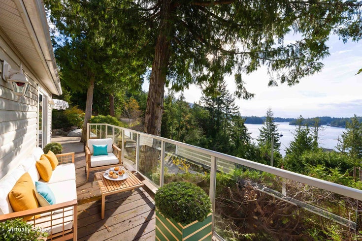 4799 Sinclair Bay Road - Pender Harbour Egmont Single Family Residence for Sale, 3 Bedrooms (R3010000)