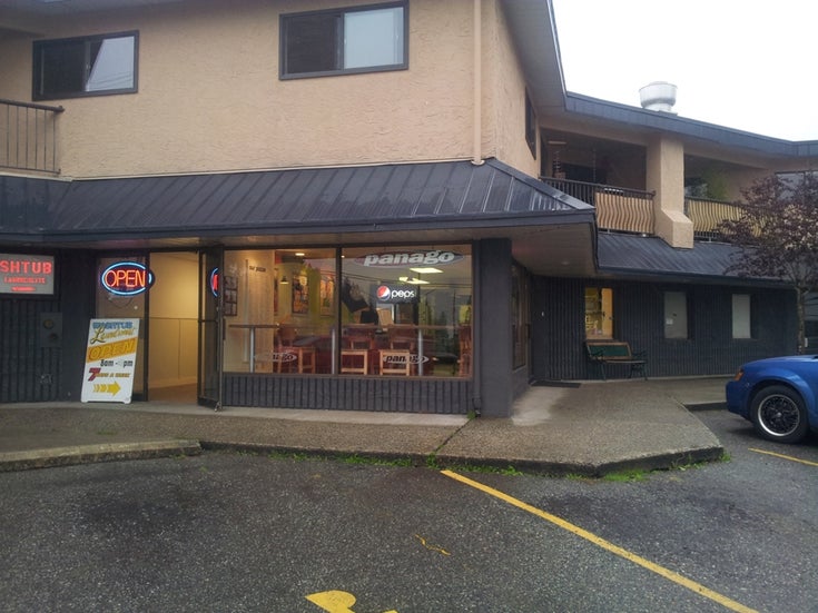 PANAGO PIZZA - Gibsons & Area COMM(V4037671)