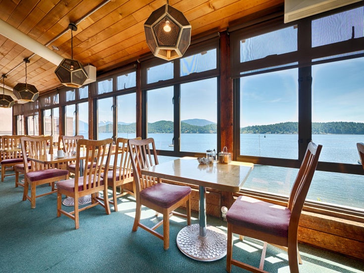 The Waterfront Restaurant 442 Marine Drive - Gibsons & Area COMM for sale