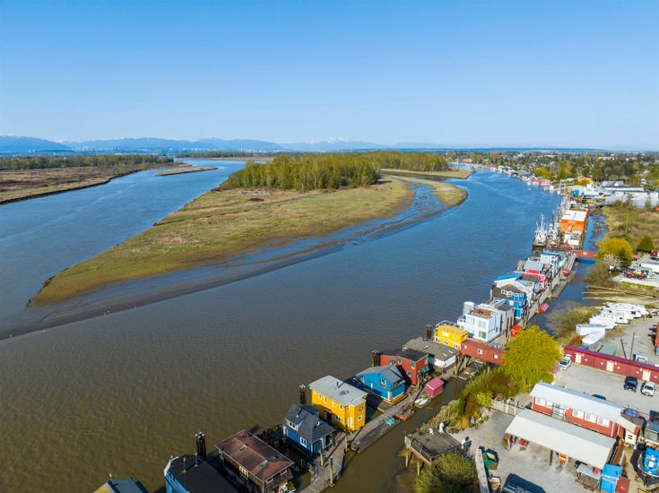 3 3871 W RIVER ROAD - Ladner Rural House/Single Family for sale, 2 Bedrooms (R2780403)