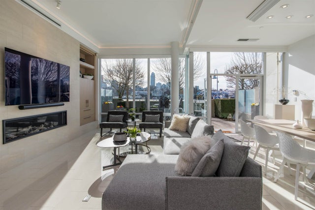 TH105 - 426 Beach Crescent - Yaletown Townhouse for Sale, 3 Bedrooms (R2971252)