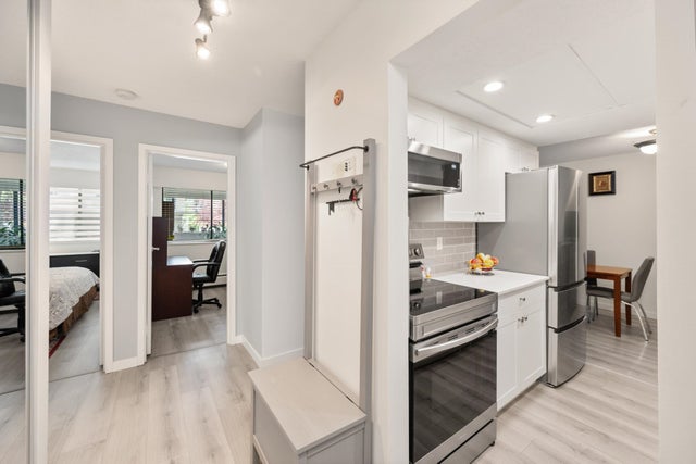 104 - 1320 Fir Street - White Rock Apartment/Condo for Sale, 2 Bedrooms (R3033100)