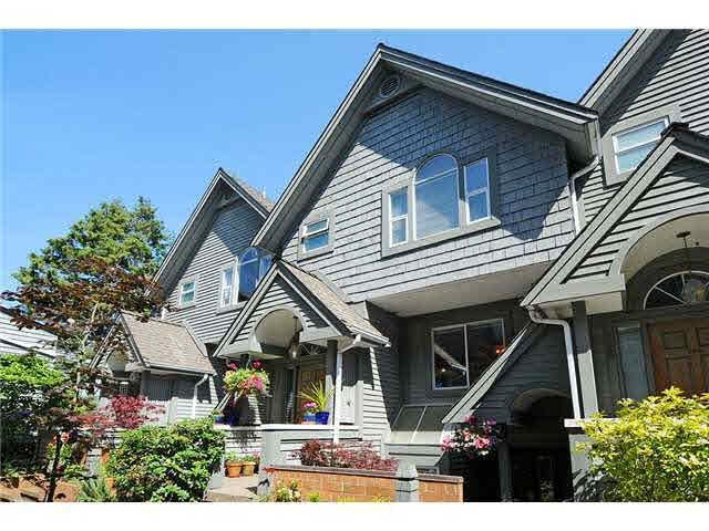 108 825 W 7th Avenue - Fairview VW Townhouse, 3 Bedrooms (V836123)