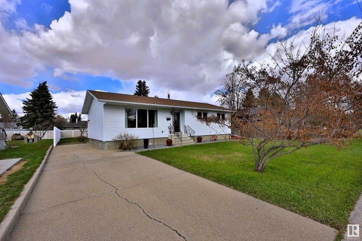 10204 97 AV - Morinville Detached Single Family for Sale, 5 Bedrooms (E4432726)