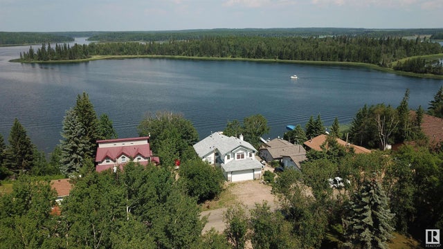 151 Lakeshore DR - Island Lake Detached Single Family for Sale, 3 Bedrooms (E4434605)