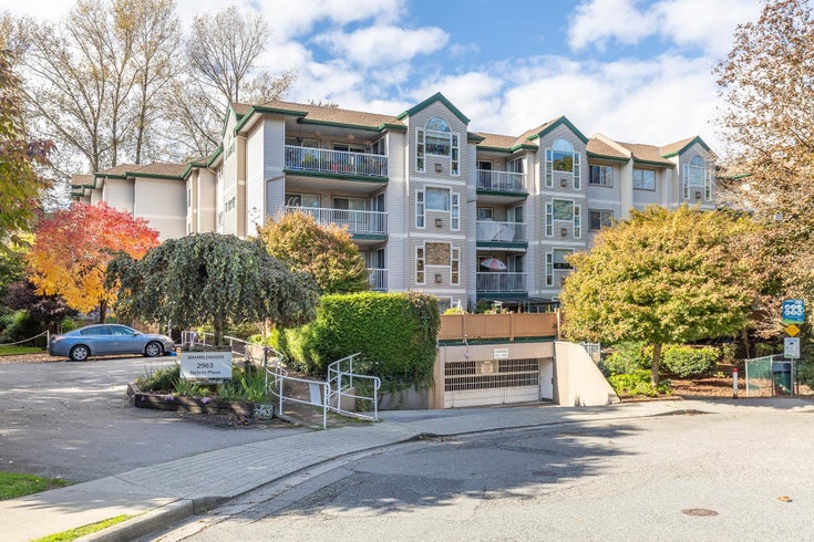 201 2963 NELSON PLACE - Central Abbotsford Apartment/Condo for sale, 2 Bedrooms (R2930297)