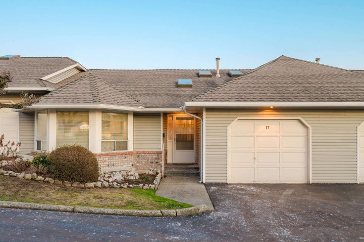 17 - 32615 Murray Avenue - Abbotsford West Townhouse for Sale, 3 Bedrooms (R2958737)