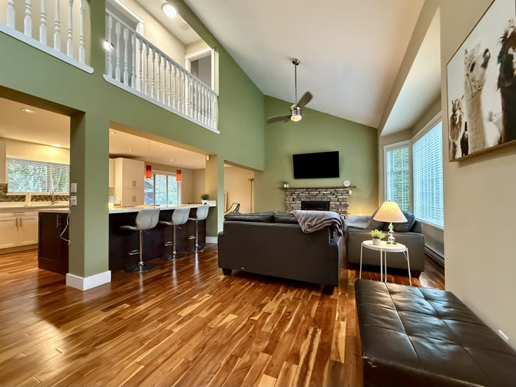 1510 Macdonald Place - Brackendale Single Family Residence for Sale, 3 Bedrooms (R3072349)