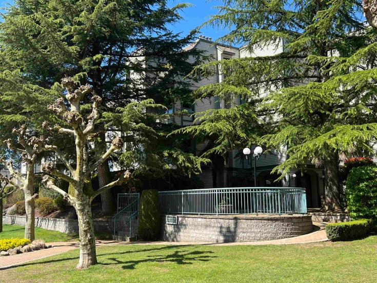 215 2925 GLEN DRIVE - North Coquitlam Apartment/Condo, 2 Bedrooms (R2870181)