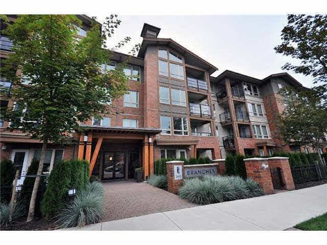 207 2601 WHITELEY COURT - Lynn Valley Apartment/Condo for sale, 2 Bedrooms (R2315788)